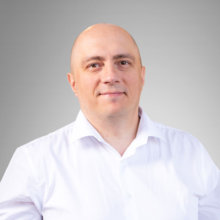 Евгений Бобров