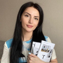 Лена Харлова