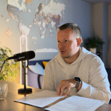 Евгений Николаев