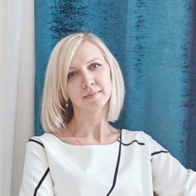 Анна Симнова