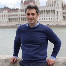 Арег Самвелян