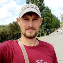 Виталий Тихонов