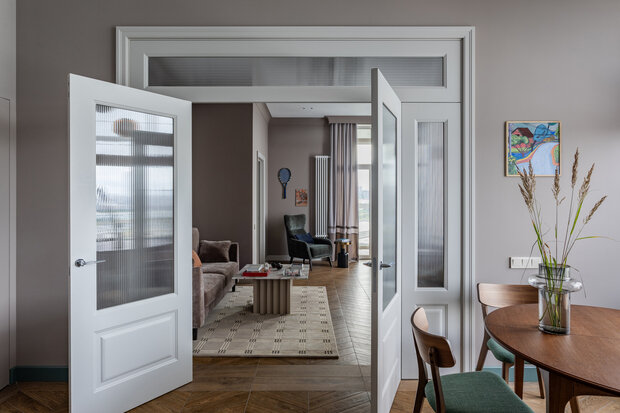 Фотография: Кухня и столовая в стиле Современный, Квартира, Проект дня, Москва, 2 комнаты, 60-90 метров, Кристина Квартальнова – фото на INMYROOM