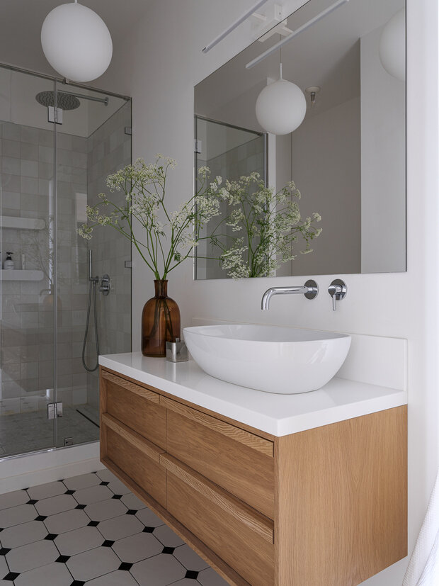 Фотография: Ванная в стиле Скандинавский, Современный, Минимализм, Квартира, Проект дня, Москва, 3 комнаты, 60-90 метров, Анна Мальцева, скандинавский с элементами минимализма – фото на INMYROOM