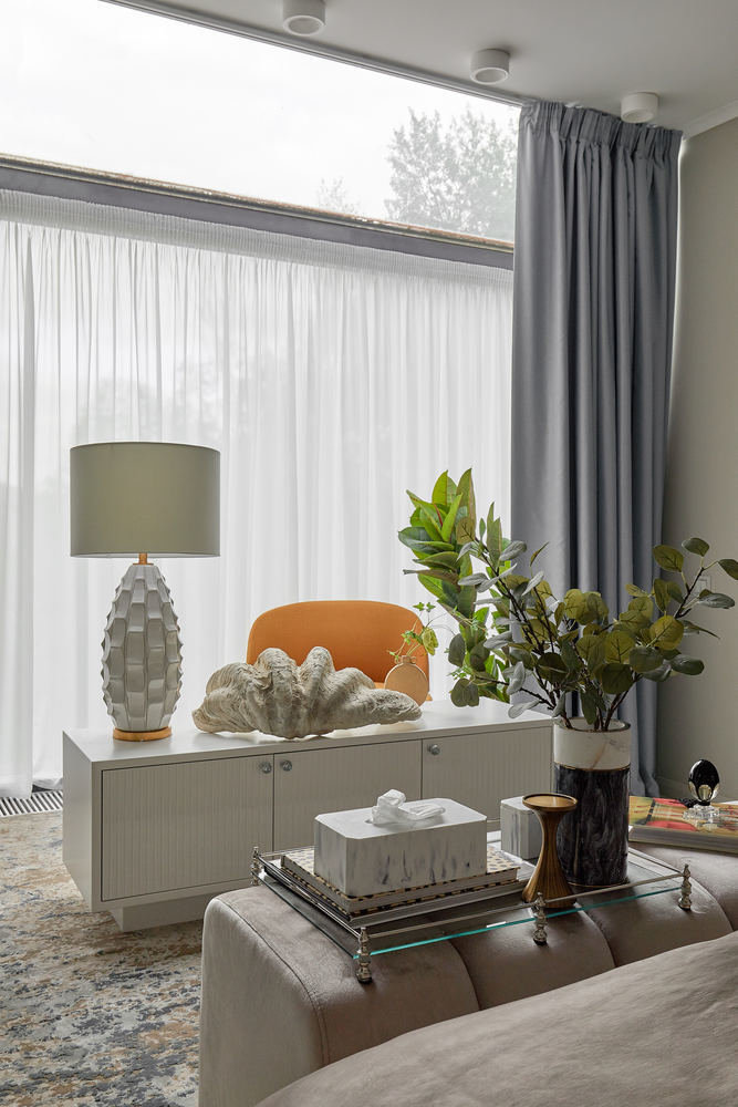 Фотография: Спальня в стиле Классический, Современный, Эклектика, Проект недели, Таунхаус, 4 и больше, Более 90 метров, Ектерина Реброва, Елена Поворова, Бюро Home Emotions – фото на INMYROOM Фотография: Спальня в стиле Классический, Современный, Эклектика, Проект недели, Таунхаус, 4 и больше, Более 90 метров, Ектерина Реброва, Елена Поворова, Бюро Home Emotions – фото на INMYROOM