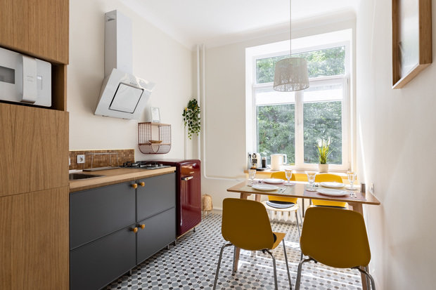 Фотография: Кухня и столовая в стиле Скандинавский, Эклектика, Квартира, Проект недели, Санкт-Петербург, 1 комната, до 40 метров, Екатерина Белоконь – фото на INMYROOM