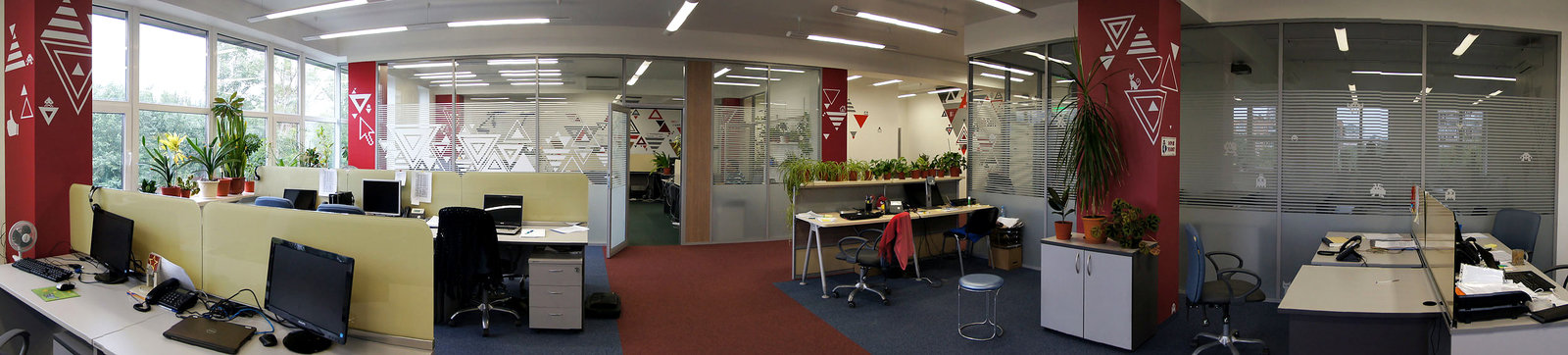 Фото из портфолио Оформление офиса WebSoft – фотографии дизайна интерьеров на INMYROOM