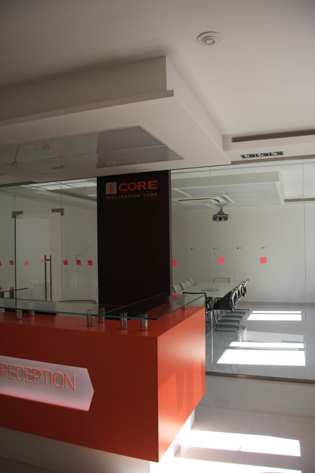 Фото из портфолио Офис "i-CORE" – фотографии дизайна интерьеров на INMYROOM