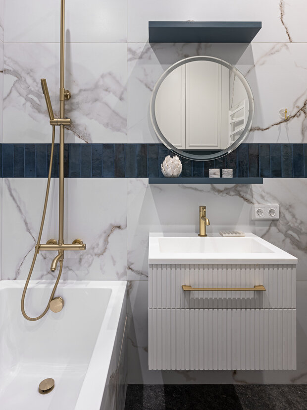 Фотография: Ванная в стиле Современный, Квартира, Проект дня, Москва, Кирпичный дом, 1 комната, 40-60 метров, Замоскворечье, минимализм с элементами современного дизайна, Евгения Заболоцкая – фото на INMYROOM