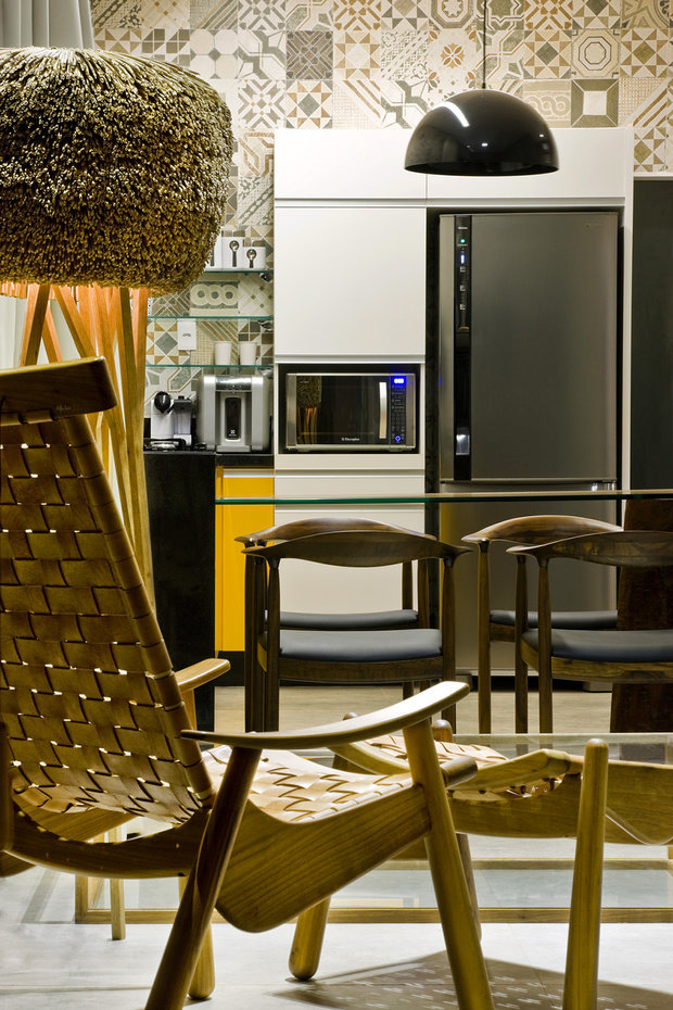 Фотография: Кухня и столовая в стиле Современный, Декор интерьера, Дом, Дома и квартиры, Архитектурные объекты – фото на INMYROOM