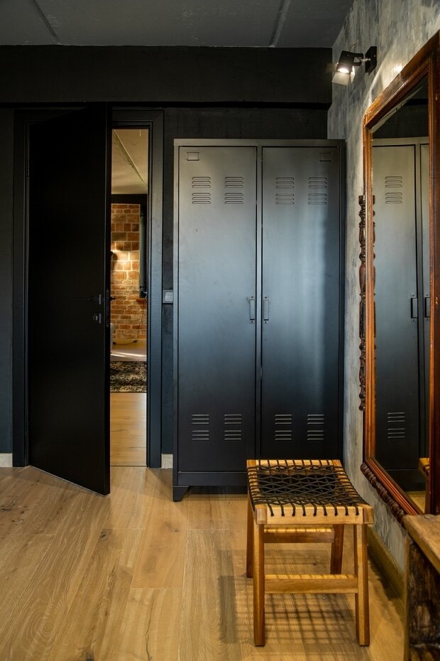 Фотография: Прихожая в стиле Лофт, Малогабаритная квартира, Квартира, Проект недели, Москва, Кирпичный дом, 2 комнаты, 40-60 метров, Павел Фотеев – фото на INMYROOM