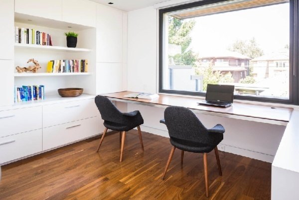 Фотография: Кабинет в стиле Скандинавский, Современный, Декор и DIY, Квартира, Декор, Советы, Подоконник, Окно – фото на INMYROOM