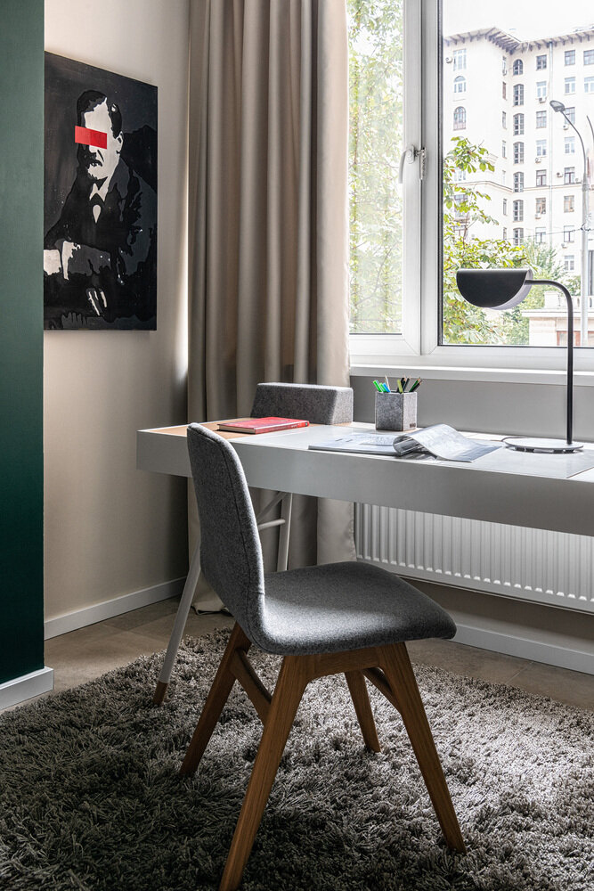 Фотография: Кабинет в стиле Современный, Эклектика, Квартира, Проект недели, Москва, Кирпичный дом, 2 комнаты, 60-90 метров, Петр Григораш – фото на INMYROOM Фотография: Кабинет в стиле Современный, Эклектика, Квартира, Проект недели, Москва, Кирпичный дом, 2 комнаты, 60-90 метров, Петр Григораш – фото на INMYROOM