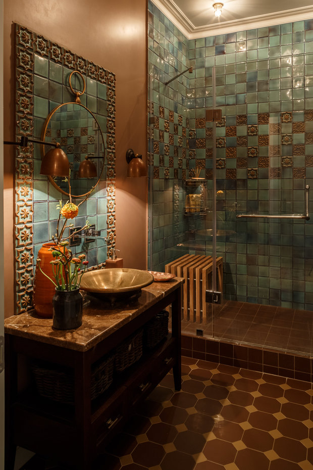 Фотография: Ванная в стиле Восточный, Декор интерьера, Квартира, Проект недели, Москва, Надя Зотова, 3 комнаты, Более 90 метров, студия Enjoy Home, Монолитно-кирпичный – фото на INMYROOM