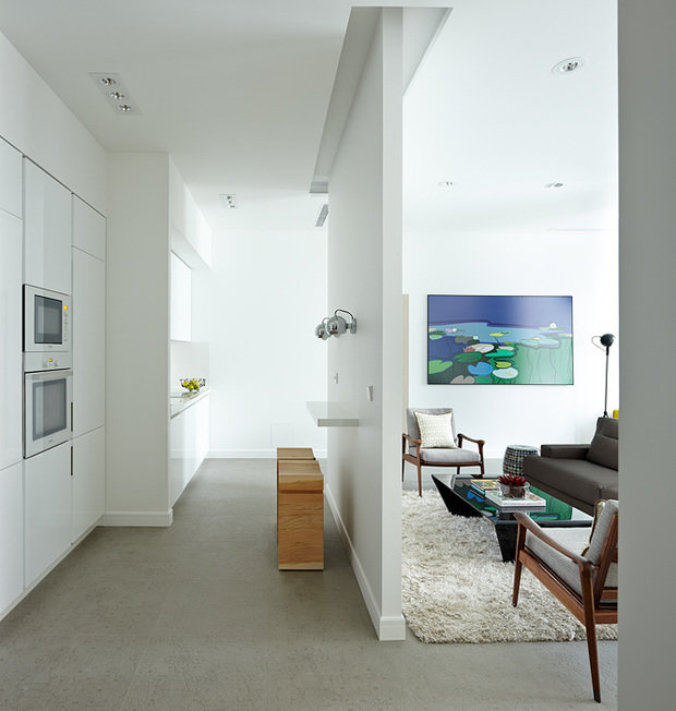 Фотография: Кухня и столовая в стиле Современный, Хай-тек, Квартира, BoConcept, Дома и квартиры, Проект недели – фото на INMYROOM