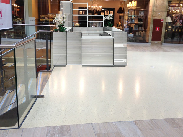 Фото из портфолио Проект корнера селективной парфюмерии La Niche в Dream House – фотографии дизайна интерьеров на INMYROOM