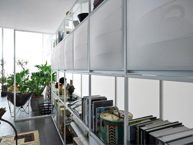 Фотография: Кухня и столовая в стиле Скандинавский, Современный, Хай-тек, Декор интерьера, Интерьер комнат, Цвет в интерьере, Белый, Проект недели, Тема месяца – фото на INMYROOM