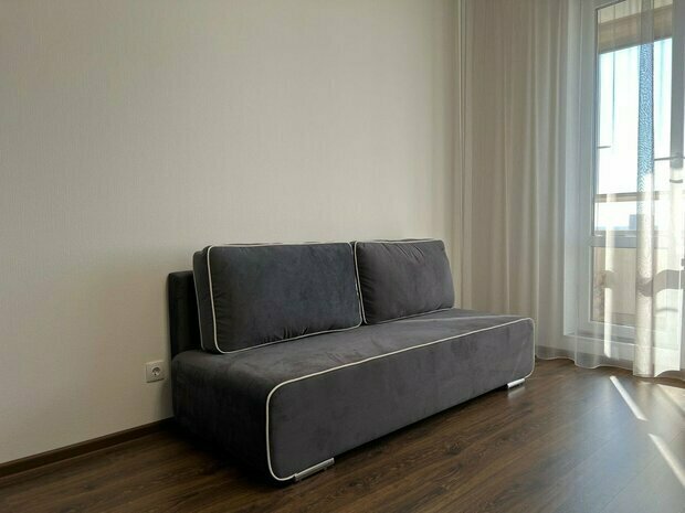 Фото из портфолио Лаки прямой диван – фотографии дизайна интерьеров на INMYROOM