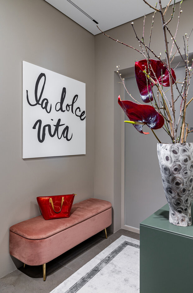 Фотография: Прихожая в стиле Современный, Квартира, Проект дня, 2 комнаты, 40-60 метров, ЖК «Пятницкие кварталы» – фото на INMYROOM