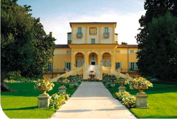 Фотография: Архитектура в стиле Классический, Современный – фото на INMYROOM