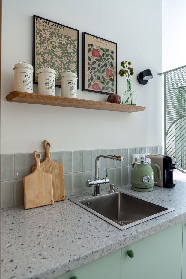 Фотография: Кухня и столовая в стиле Современный, Малогабаритная квартира, Квартира, Студия, Проект дня, Татьяна Иванова, до 40 метров, Ярославль, современный с элементами ретро, фото интерьера, дизайн интерьера фото – фото на INMYROOM