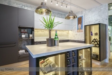 Кухня с островом в современном стиле