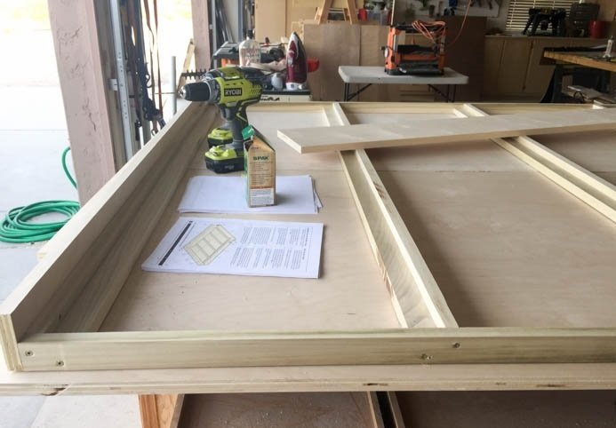 Фотография: в стиле , Прихожая, Гостиная, Детская, Спальня, Прованс и Кантри, Классический, Скандинавский, Современный, DIY, Квартира, Студия, Дом, Архитектура, Планировки, Декор, Мебель и свет, Белый, Минимализм, Дача, Вилла, Черный, Особняк, Красный, Зеленый, Бежевый, Серый, Коричневый, Таунхаус, 1 комната, 2 комнаты, 3 комнаты, 4 и больше, до 40 метров, 40-60 метров, 60-90 метров, Более 90 метров, энциклопедия_отделка, энциклопедия_мебель, энциклопедия_декор, энциклодпедия_малогабаритка, энциклопедия_интерьер, Пришли гости – фото на INMYROOM