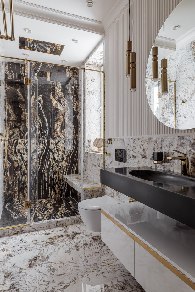 Фотография: Ванная в стиле Классический, Современный, Дом, Проект дня, Москва, Блочный дом, 4 и больше, Более 90 метров, Эксклюзивные проекты, современный с элементами классики и роскоши, Юлия Стоянова – фото на INMYROOM