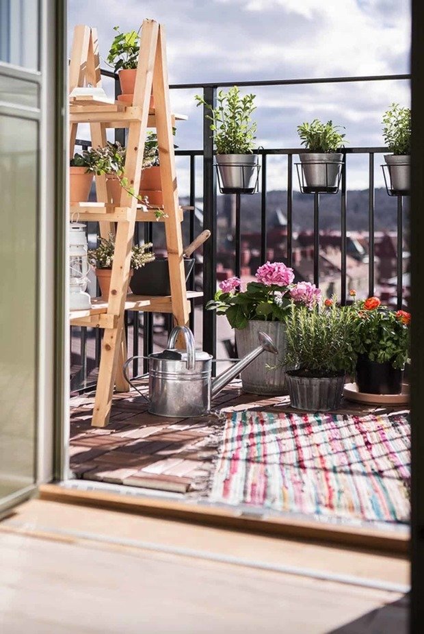 Фотография: Балкон в стиле Прованс и Кантри, Скандинавский, Ванная, Советы, Ирина Крашенинникова, как оформить балкон, Ольга Легошина, Виктория Витковская, Архитектура Интерьера, Ольга Минуллина – фото на INMYROOM