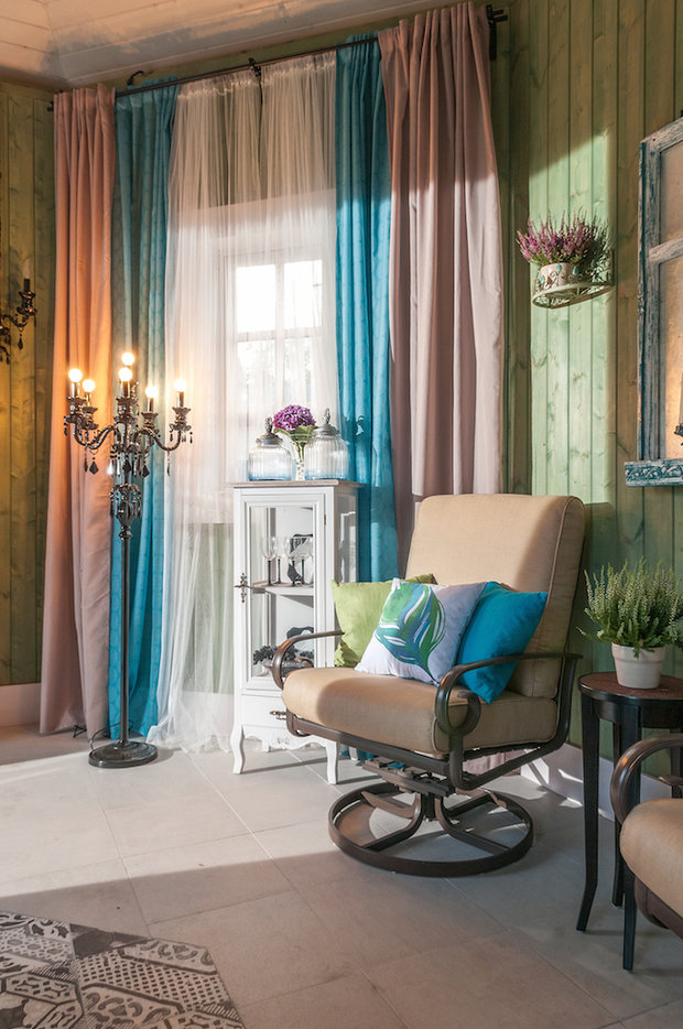 Фотография: Гостиная в стиле Прованс и Кантри, Дом, Дома и квартиры, dom-iz-brusa – фото на INMYROOM