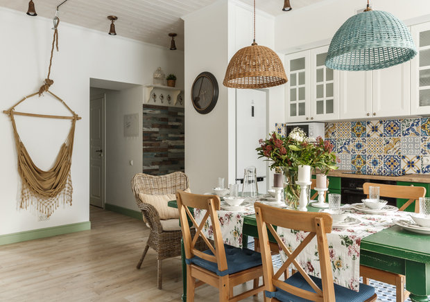 Фотография: Кухня и столовая в стиле Прованс и Кантри, Квартира, Проект недели, Москва, 3 комнаты, 60-90 метров – фото на INMYROOM