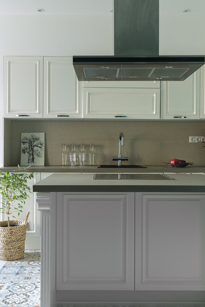 Фотография: Кухня и столовая в стиле Классический, Современный, Квартира, Проект недели, Москва, 4 и больше, Более 90 метров, Наталия Васильева – фото на INMYROOM Фотография: Кухня и столовая в стиле Классический, Современный, Квартира, Проект недели, Москва, 4 и больше, Более 90 метров, Наталия Васильева – фото на INMYROOM