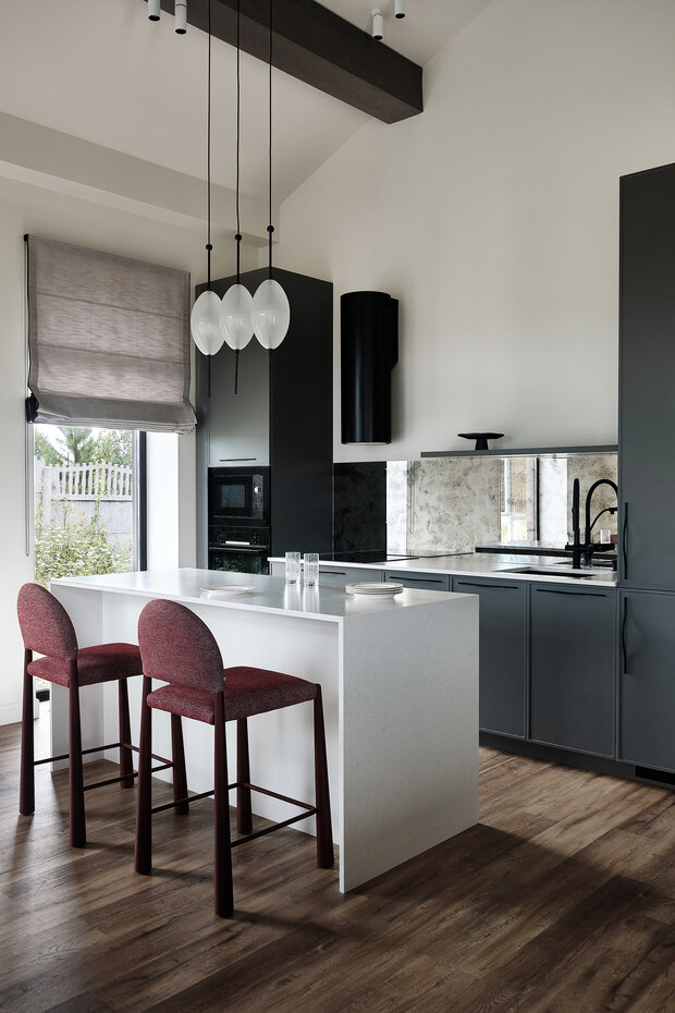 Фотография: Кухня и столовая в стиле Современный, Минимализм, Скандинавский, Дом, Проект дня, Дом и дача, Пермь, 4 и больше, Более 90 метров – фото на INMYROOM