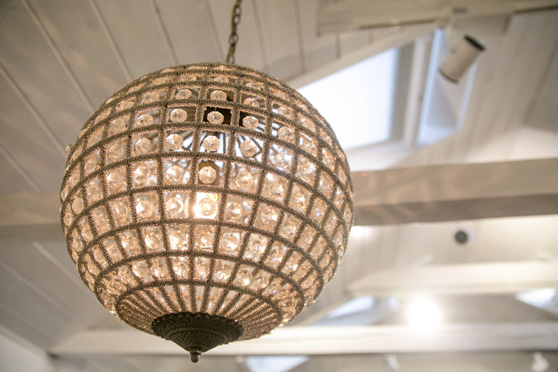 Фотография: Мебель и свет в стиле Скандинавский, Современный, Интерьер комнат, Дача, Дачный ответ, Мансарда – фото на INMYROOM Фотография: Мебель и свет в стиле Скандинавский, Современный, Интерьер комнат, Дача, Дачный ответ, Мансарда – фото на INMYROOM