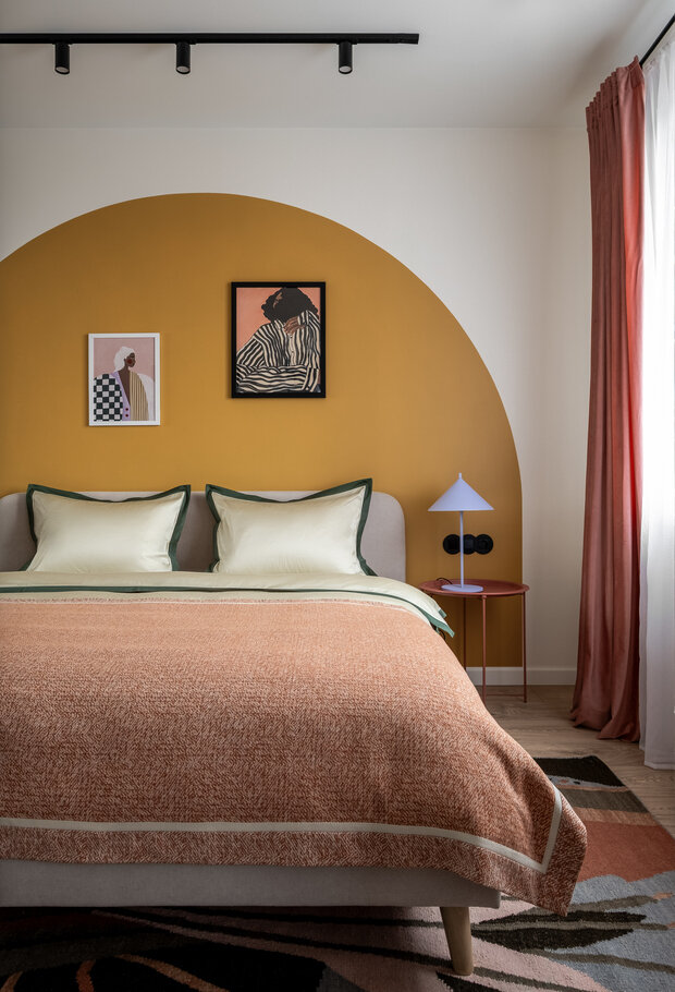 Фотография: Спальня в стиле Эклектика, Скандинавский, Квартира, Проект дня, Москва, Монолитный дом, 2 комнаты, 40-60 метров, Мия Грабчак – фото на INMYROOM