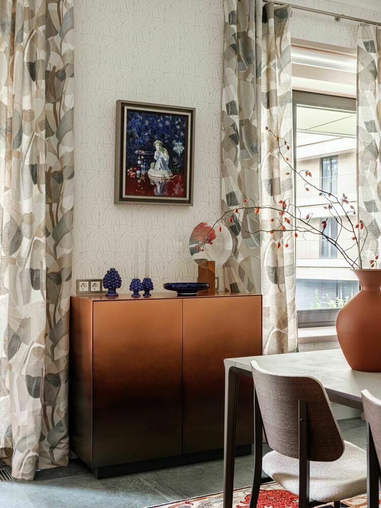 Фотография: Кухня и столовая в стиле Современный, Эклектика, Квартира, Проект дня, 4 и больше, Более 90 метров, Екатерина Митрошина, Анна Оробинская, Наталья Боник – фото на INMYROOM Фотография: Кухня и столовая в стиле Современный, Эклектика, Квартира, Проект дня, 4 и больше, Более 90 метров, Екатерина Митрошина, Анна Оробинская, Наталья Боник – фото на INMYROOM