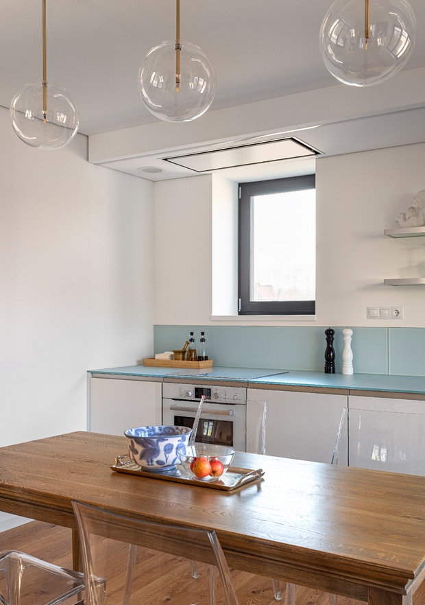Фотография: Кухня и столовая в стиле Современный, Дом, Проект недели, Дом и дача, Московская область, 4 и больше, Более 90 метров, Decorator.pro, Насиба Бойматова, Татьяна Григорьева – фото на INMYROOM