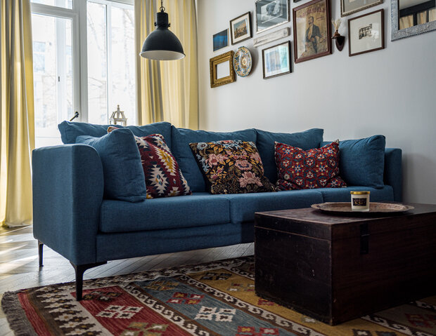 Фотография: Гостиная в стиле Современный, Винтажный, Скандинавский, Квартира, Проект дня, Москва, 3 комнаты, 40-60 метров, Индивидуальный проект, Александра Ознобищева – фото на INMYROOM