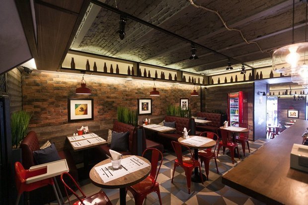 Фото из портфолио Бургерная Ketch Up Burgers на Литейном – фотографии дизайна интерьеров на INMYROOM