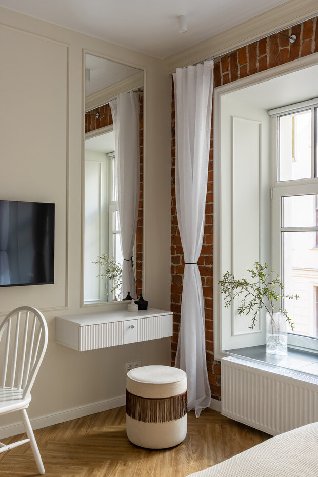 Фотография: Спальня в стиле Классический, Современный, Эклектика, Малогабаритная квартира, Квартира, Студия, Проект дня, Санкт-Петербург, Кирпичный дом, до 40 метров, Екатерина Шейн, современный с элементами лофта – фото на INMYROOM