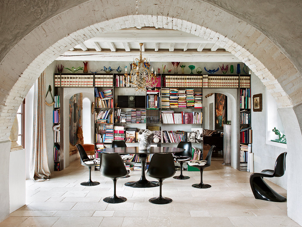 Фотография: Кухня и столовая в стиле Эклектика, Гостиная, Декор интерьера, Интерьер комнат, Проект недели, Илья Хомяков – фото на INMYROOM Фотография: Кухня и столовая в стиле Эклектика, Гостиная, Декор интерьера, Интерьер комнат, Проект недели, Илья Хомяков – фото на INMYROOM