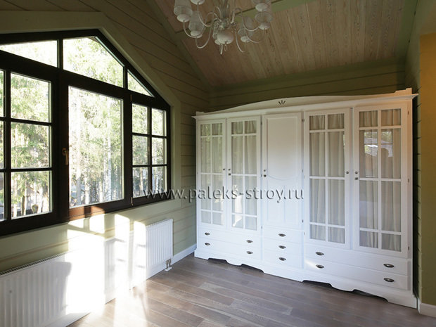 Фото из портфолио Светлый дом из клееного бруса – фотографии дизайна интерьеров на INMYROOM