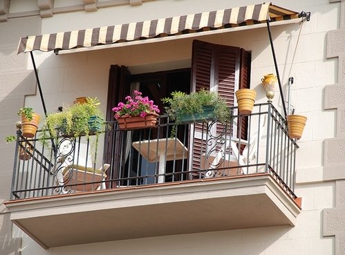 Фотография: Спальня в стиле Прованс и Кантри, Балкон, Гид – фото на INMYROOM Фотография: Спальня в стиле Прованс и Кантри, Балкон, Гид – фото на INMYROOM