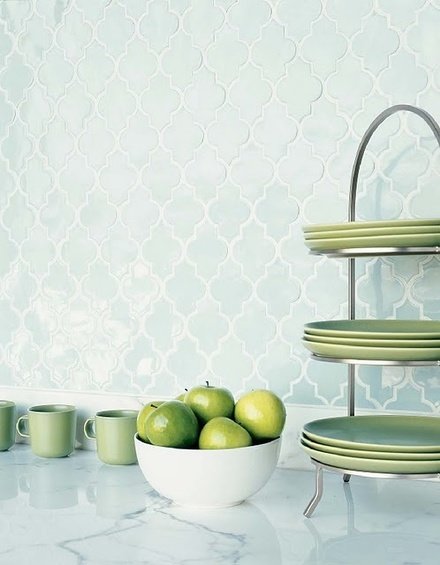 Фотография: Спальня в стиле Классический, Кухня и столовая, Декор интерьера, Дом, Декор дома, Плитка, Мозаика, Кухонный фартук – фото на INMYROOM Фотография: Спальня в стиле Классический, Кухня и столовая, Декор интерьера, Дом, Декор дома, Плитка, Мозаика, Кухонный фартук – фото на INMYROOM