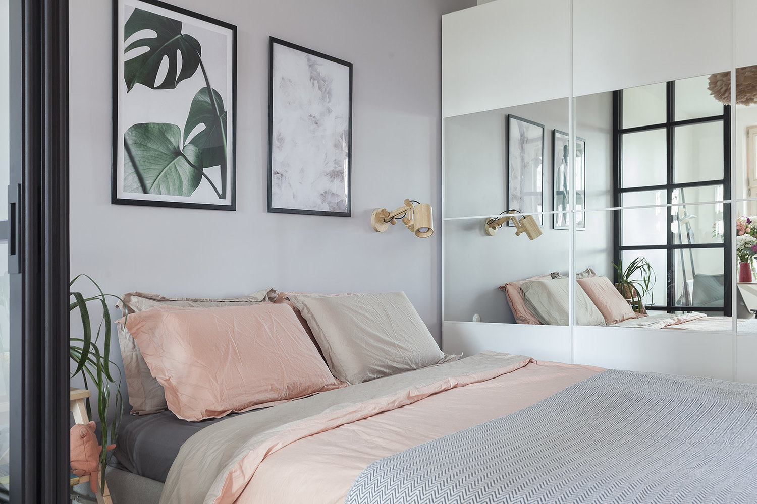 Фотография: Спальня в стиле Скандинавский, Декор интерьера, декор спальни, Катя Чистова, Анна Добровольская, Анастасия Вишневская, Андрей Попов – фото на INMYROOM