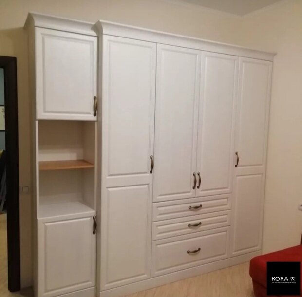 Фото из портфолио Шкафы и стеллажи – фотографии дизайна интерьеров на INMYROOM