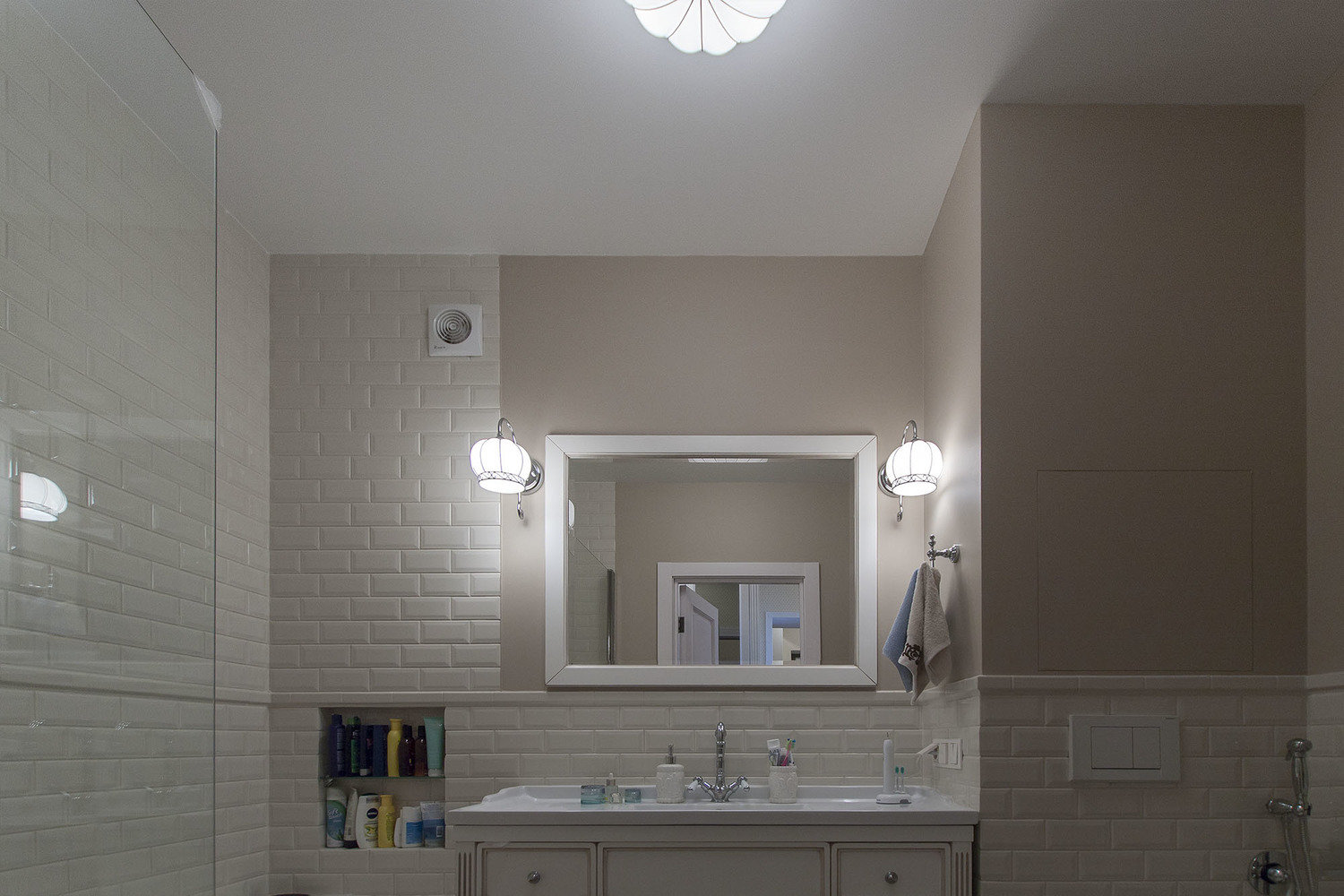 Фото из портфолио Квартира в стиле американская/современная классика – фотографии дизайна интерьеров на INMYROOM Фото из портфолио Квартира в стиле американская/современная классика – фотографии дизайна интерьеров на INMYROOM