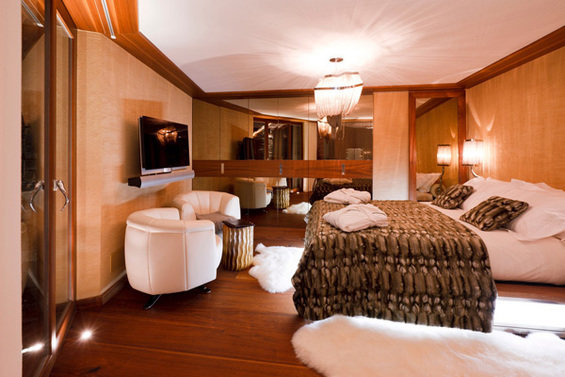 Фотография: Спальня в стиле Современный, Дом, Дома и квартиры, Большие окна, Шале – фото на INMYROOM