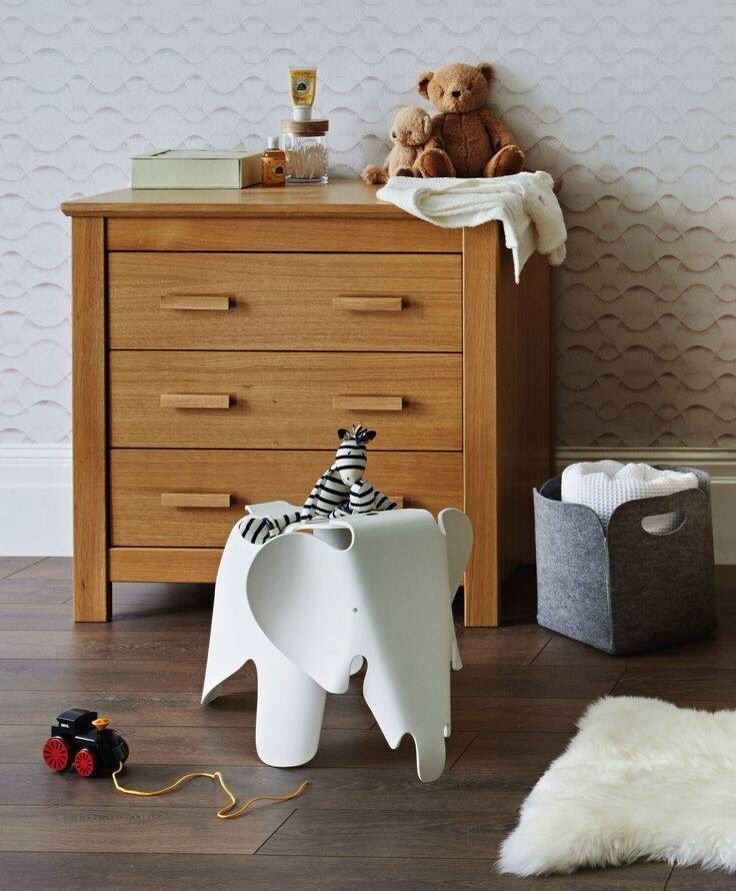 Фотография: Кухня и столовая в стиле Современный, Мебель и свет, История дизайна, Гид, Charles & Ray Eames, Eames DSR, факты – фото на INMYROOM