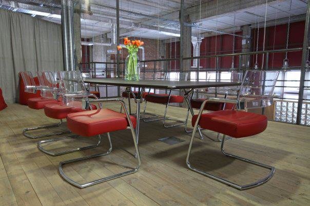 Фото из портфолио Офис медиагруппы "ЖИВИ" на Арме – фотографии дизайна интерьеров на INMYROOM